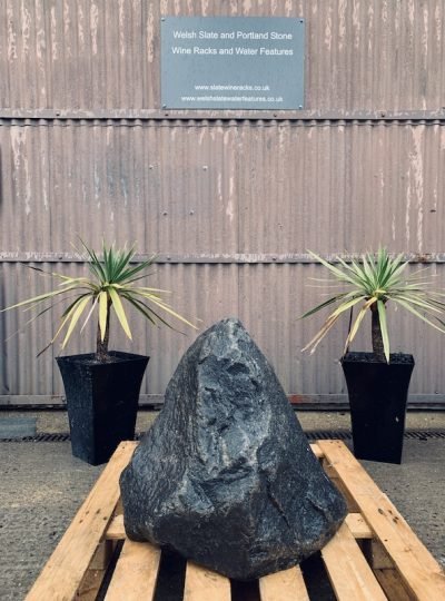 Slate Monolith SM16