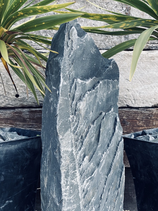 Slate Monolith SM146 2