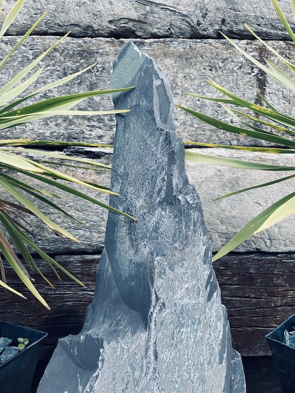 Slate Monolith SM147 2