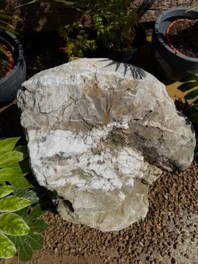 Quartz Boulder SB162 | Welsh Slate Water Features 01