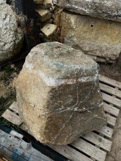 Quartz Boulder SB172 | Welsh Slate Water Features 01