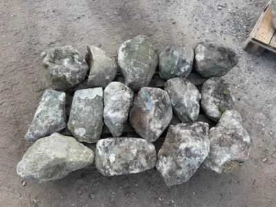 Weathered Boulders SB174 | Welsh Slate Water Features 02
