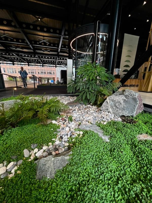 Japanese Monolith JM9 Case Study