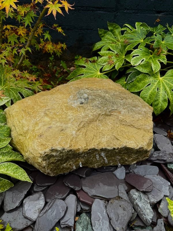 Purbeck Stone Water Feature SB189 | Welsh Slate Water Features 01 Purbeck Stone Water Feature SB189 | Welsh Slate Water Features 01