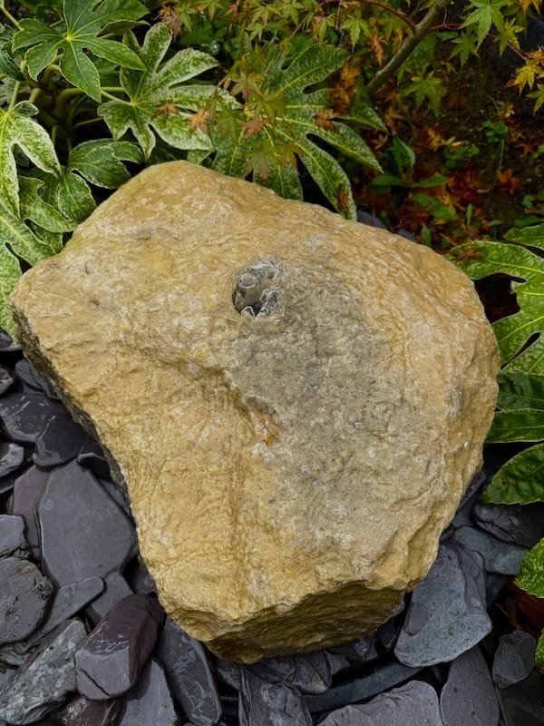 Purbeck Stone Water Feature SB189 | Welsh Slate Water Features 04 Purbeck Stone Water Feature SB189 | Welsh Slate Water Features 04