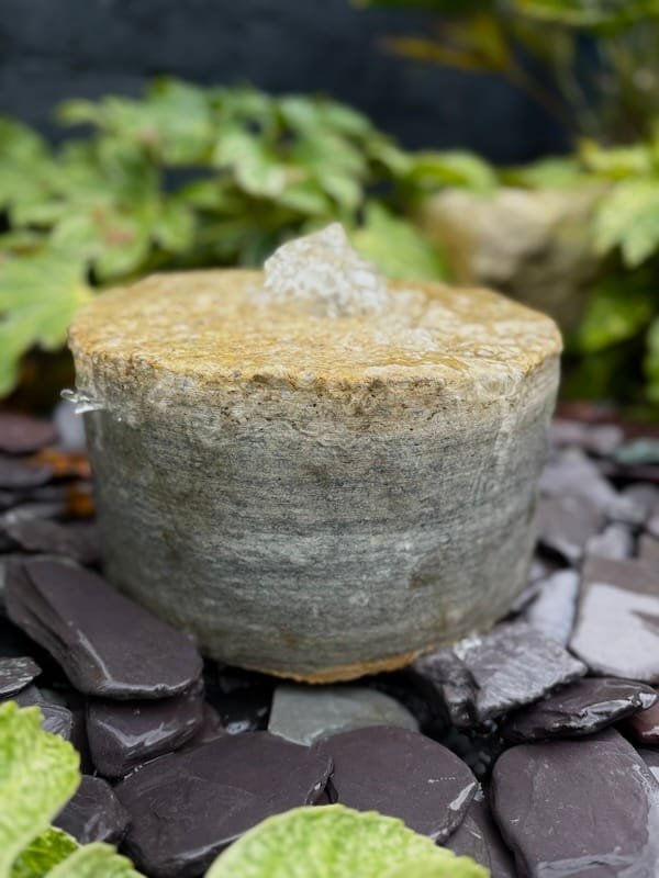Purbeck Stone Water Feature SB199 | Welsh Slate Water Features 02 Purbeck Stone Water Feature SB199 | Welsh Slate Water Features 02