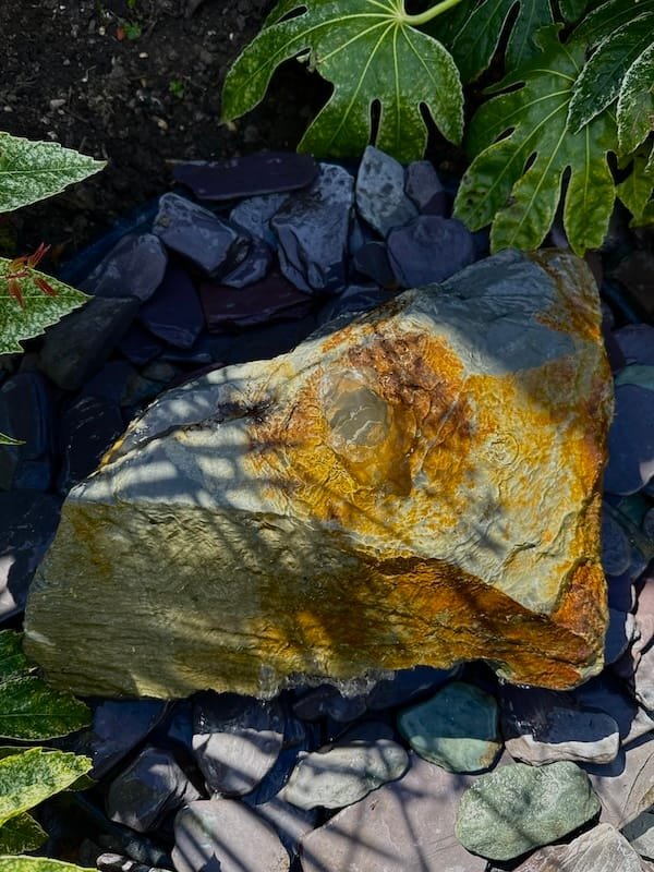 Slate Boulder SB203 Water Feature | Welsh Slate Water Features 02 Slate Boulder SB203 Water Feature | Welsh Slate Water Features 02