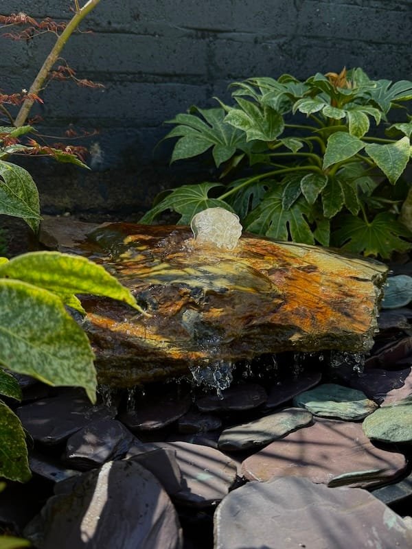 Slate Boulder SB204 Water Feature | Welsh Slate Water Features 09 Slate Boulder SB204 Water Feature | Welsh Slate Water Features 09