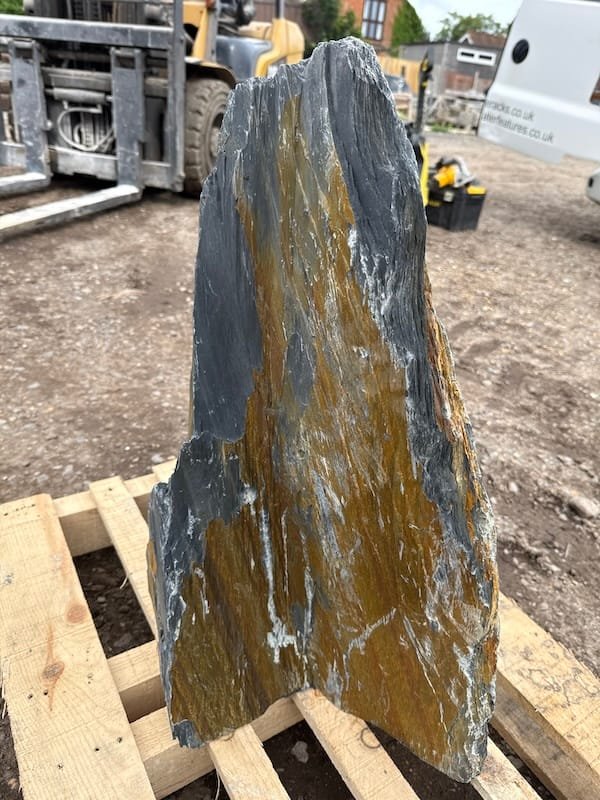 Slate Monolith SM378 | Welsh Slate Water Features 04 Slate Monolith SM378 | Welsh Slate Water Features 04