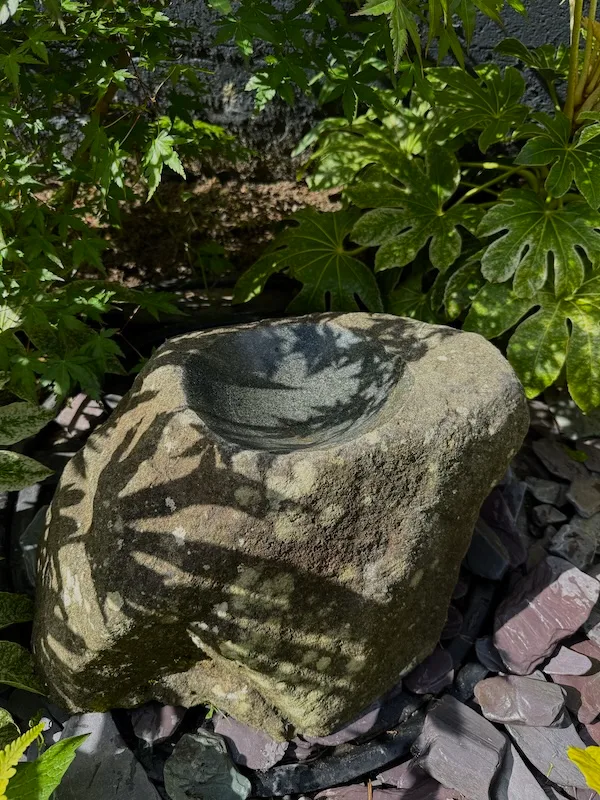 Stone Bird Bath SBB35 | Welsh Slate Water Features 01 Stone Bird Bath SBB35 | Welsh Slate Water Features 01