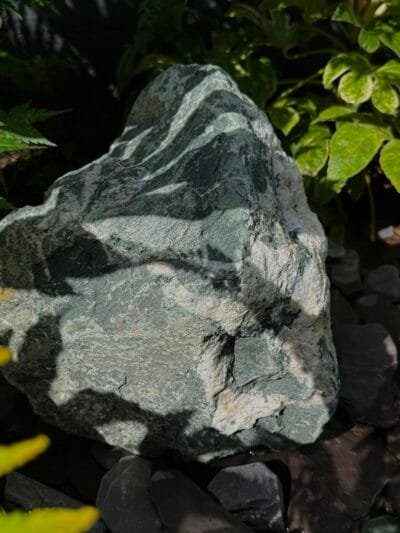Quartz Boulder SB214 | Welsh Slate Water Features 07