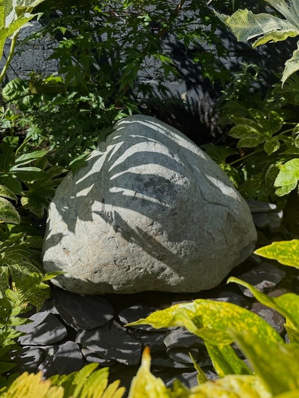 Stone Boulder SB217 | Welsh Slate Water Features 01 Stone Boulder SB217 | Welsh Slate Water Features 01