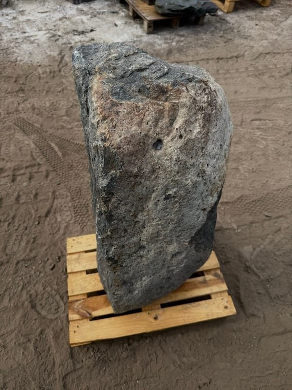 Stone Monolith SM387 Undrilled | Welsh Slate Water Features 07 Stone Monolith SM387 Undrilled | Welsh Slate Water Features 07