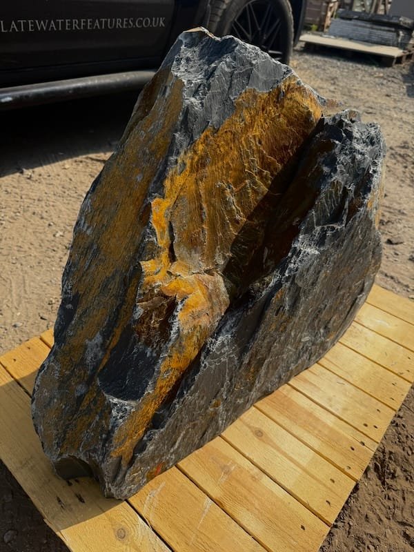 Slate Monolith SM399 | Welsh Slate Water Features 03 Slate Monolith SM399 | Welsh Slate Water Features 03
