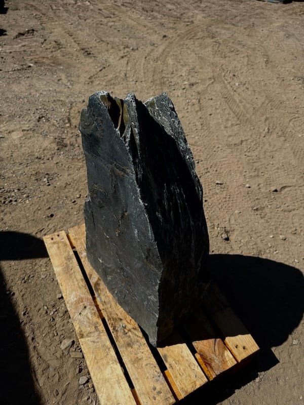Slate Monolith SM402 | Welsh Slate Water Features 03 Slate Monolith SM402 | Welsh Slate Water Features 03