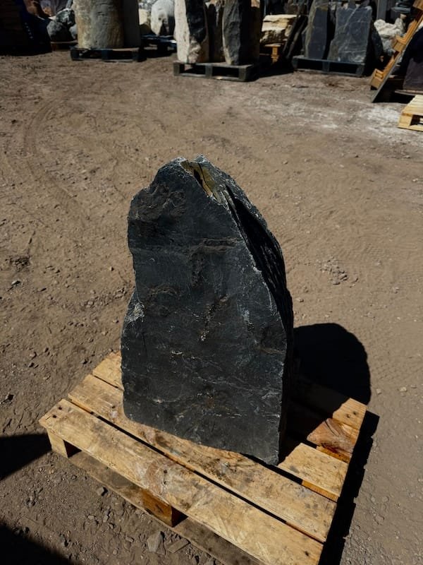 Slate Monolith SM402 | Welsh Slate Water Features 04 Slate Monolith SM402 | Welsh Slate Water Features 04