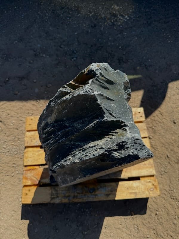 Slate Monolith SM402 | Welsh Slate Water Features 07 Slate Monolith SM402 | Welsh Slate Water Features 07