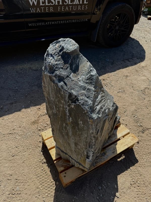 Slate Monolith SM403 | Welsh Slate Water Features 02 Slate Monolith SM403 | Welsh Slate Water Features 02
