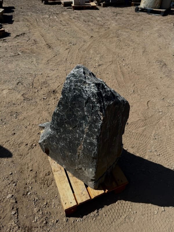 Slate Monolith SM403 | Welsh Slate Water Features 04 Slate Monolith SM403 | Welsh Slate Water Features 04