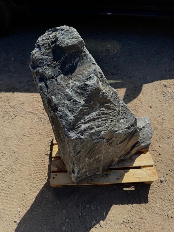 Slate Monolith SM403 | Welsh Slate Water Features 08 Slate Monolith SM403 | Welsh Slate Water Features 08