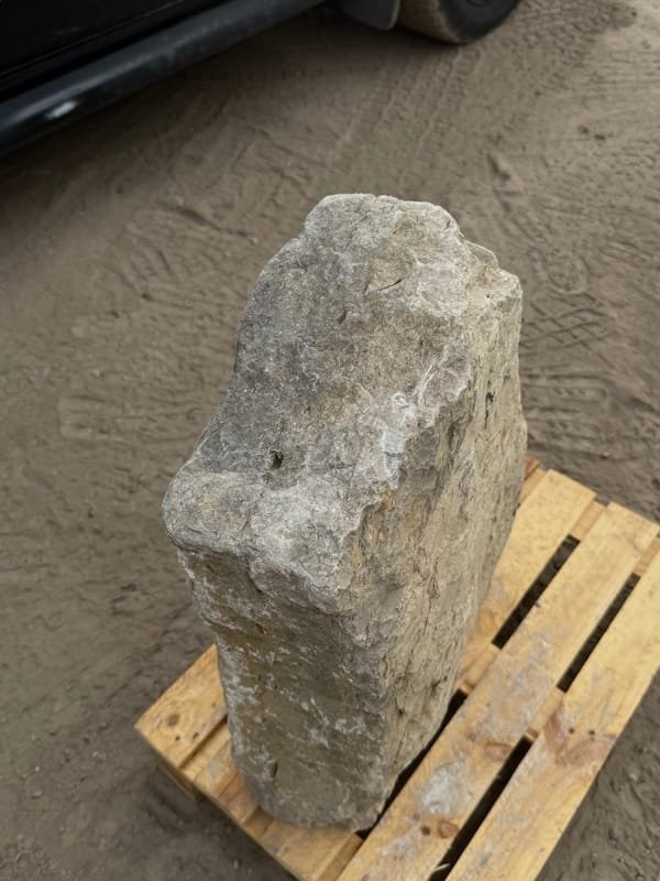 Stone Monolith SM401 Undrilled | Welsh Slate Water Features 07 Stone Monolith SM401 Undrilled | Welsh Slate Water Features 07