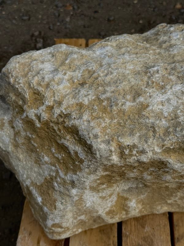 Purbeck Stone Boulder SB250 | Welsh Slate Water Features 08 Purbeck Stone Boulder SB250 | Welsh Slate Water Features 08