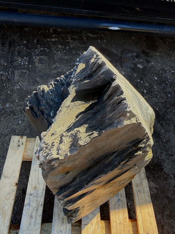 Slate Monolith SM229 Standing Stone | Welsh Slate Water Features 08 Slate Monolith SM229 Standing Stone | Welsh Slate Water Features 08
