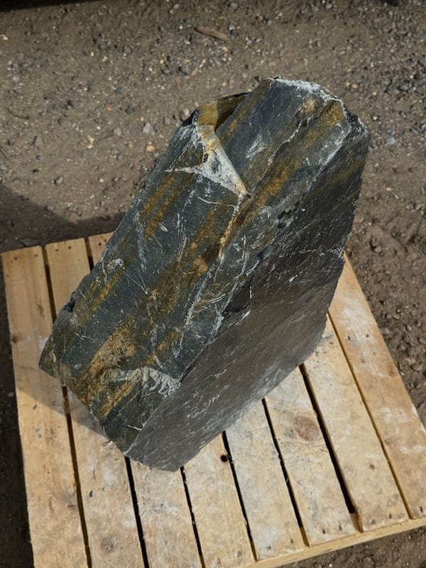 Slate Monolith SM416 | Welsh Slate Water Features 05 Slate Monolith SM416 | Welsh Slate Water Features 05