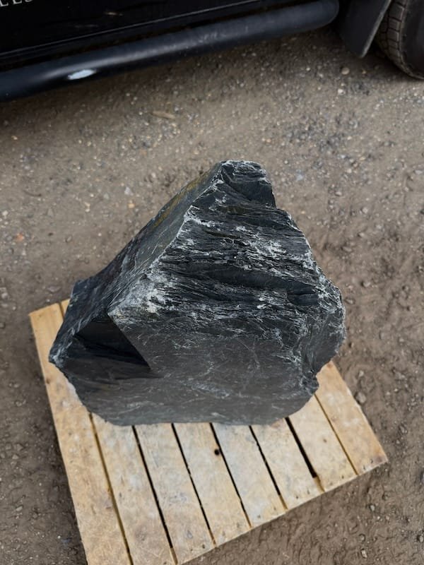 Slate Monolith SM418 | Welsh Slate Water Features 07 Slate Monolith SM418 | Welsh Slate Water Features 07