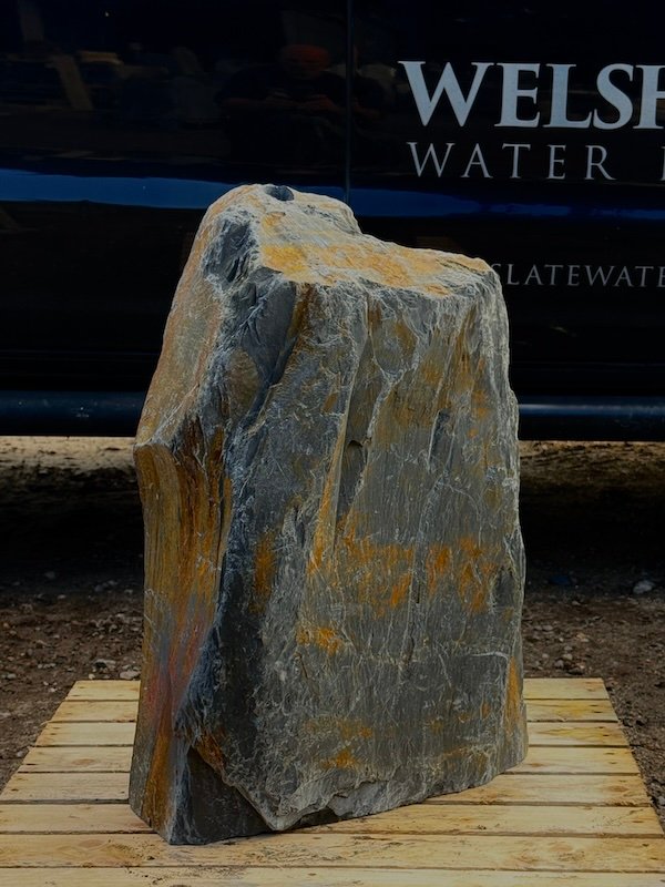 Slate Monolith Water Feature SM422 | Welsh Slate Water Features 01 Slate Monolith Water Feature SM422 | Welsh Slate Water Features 01