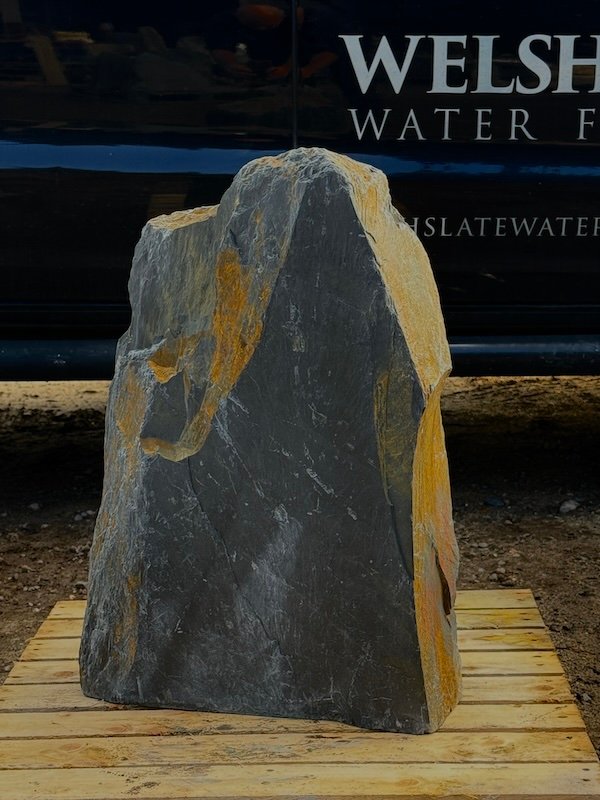 Slate Monolith Water Feature SM422 | Welsh Slate Water Features 04 Slate Monolith Water Feature SM422 | Welsh Slate Water Features 04