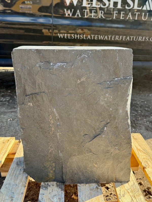 Slate Monolith Water Feature SM441 | Welsh Slate Water Features 07 Slate Monolith Water Feature SM441 | Welsh Slate Water Features 07