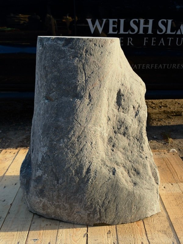 Stone Plinth SM427 | Welsh Slate Water Features 04 Stone Plinth SM427 | Welsh Slate Water Features 04