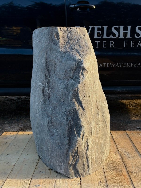 Stone Plinth SM427 | Welsh Slate Water Features 07 Stone Plinth SM427 | Welsh Slate Water Features 07