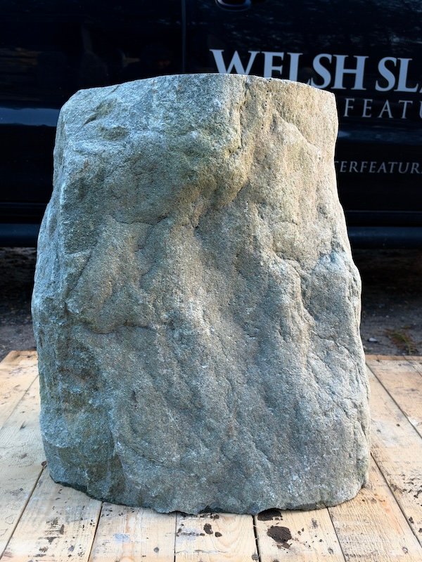 Stone Plinth SM433 | Welsh Slate Water Features 02 Stone Plinth SM433 | Welsh Slate Water Features 02